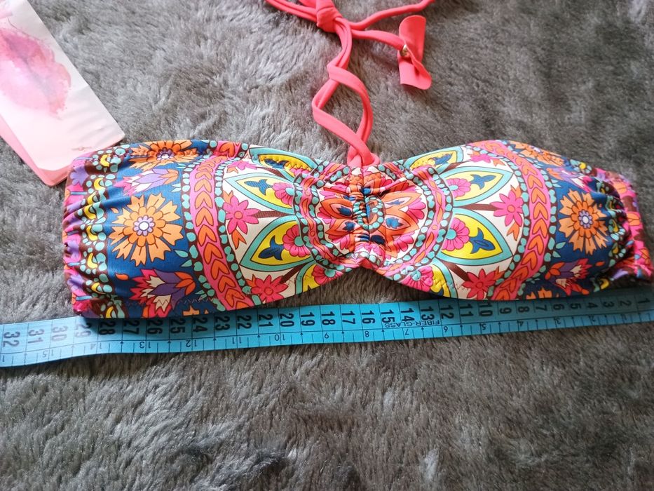 Góra od bikini Kolorowe ornamenty