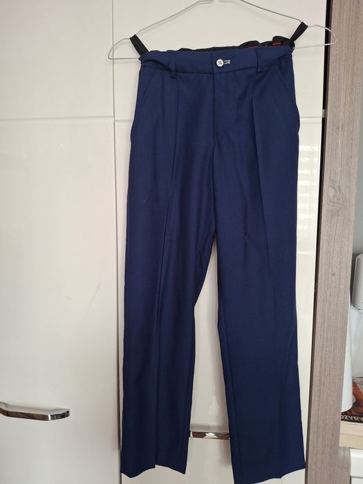 Garnitur komunijny  rozm 140