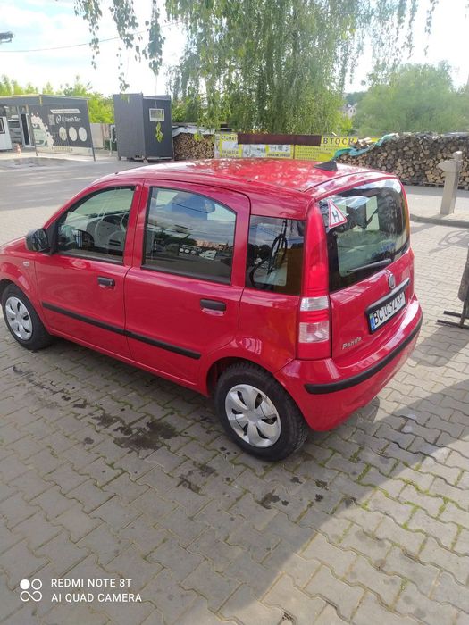 Автомобіль Panda