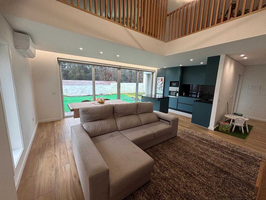 Moradia Isolada com Vista Cidade