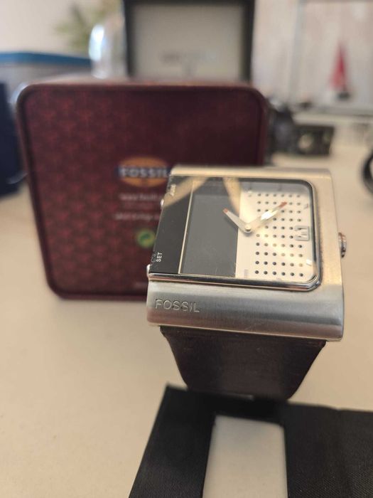 Relógio Fossil JR9387 com Caixa