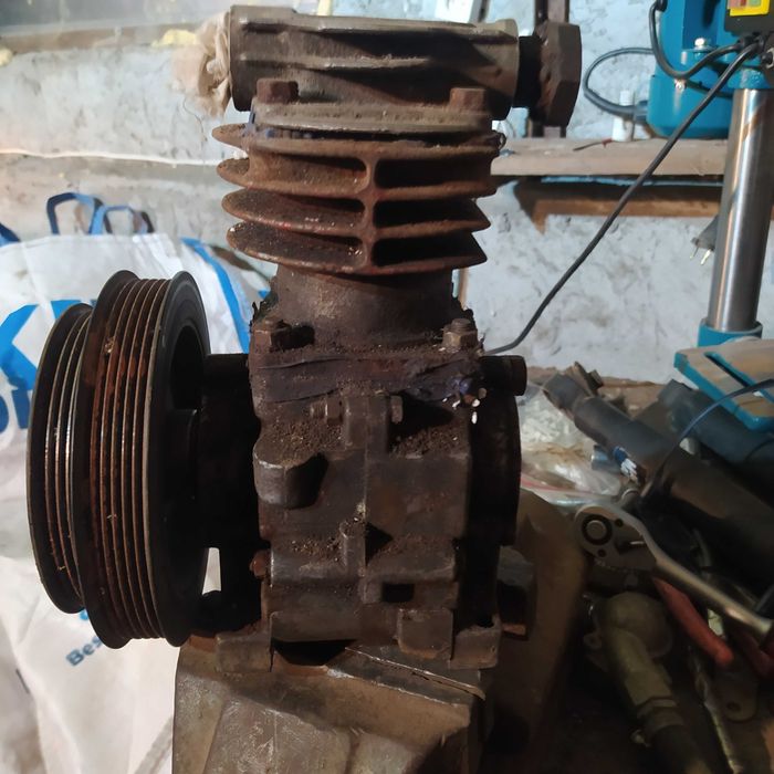 Sprężarka   ciągnikowa