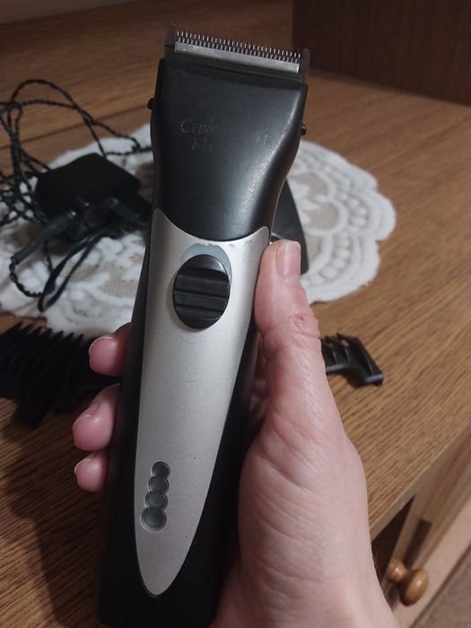 Продам машинку для стрижок