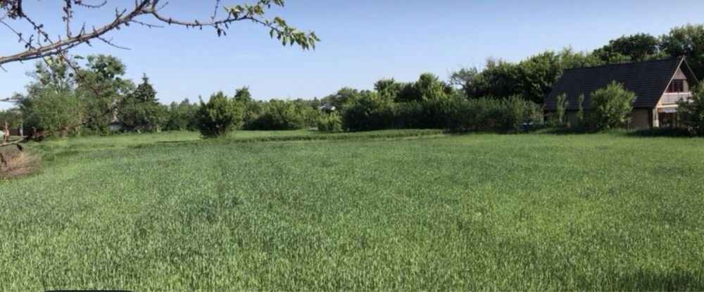 Продам земельну ділянку під забудову в центрі Ковалівки