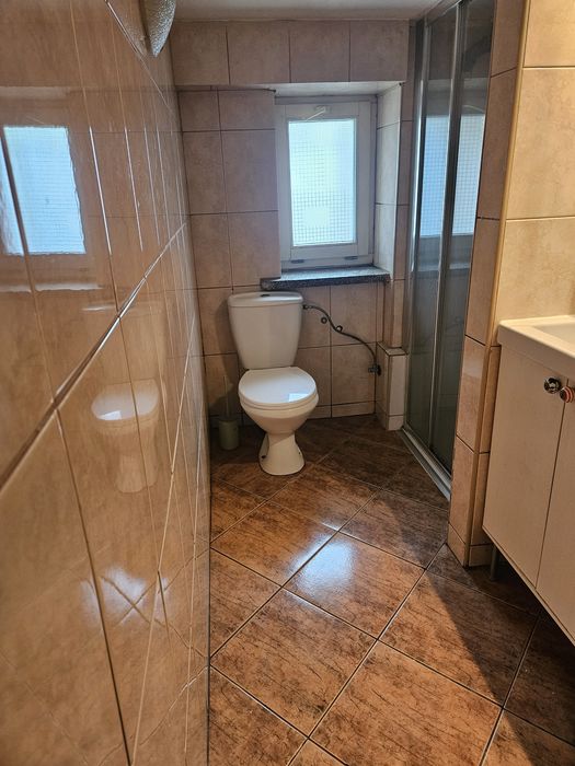 Wynajmę bezczynszowe mieszkanie 78m2 na parterze.