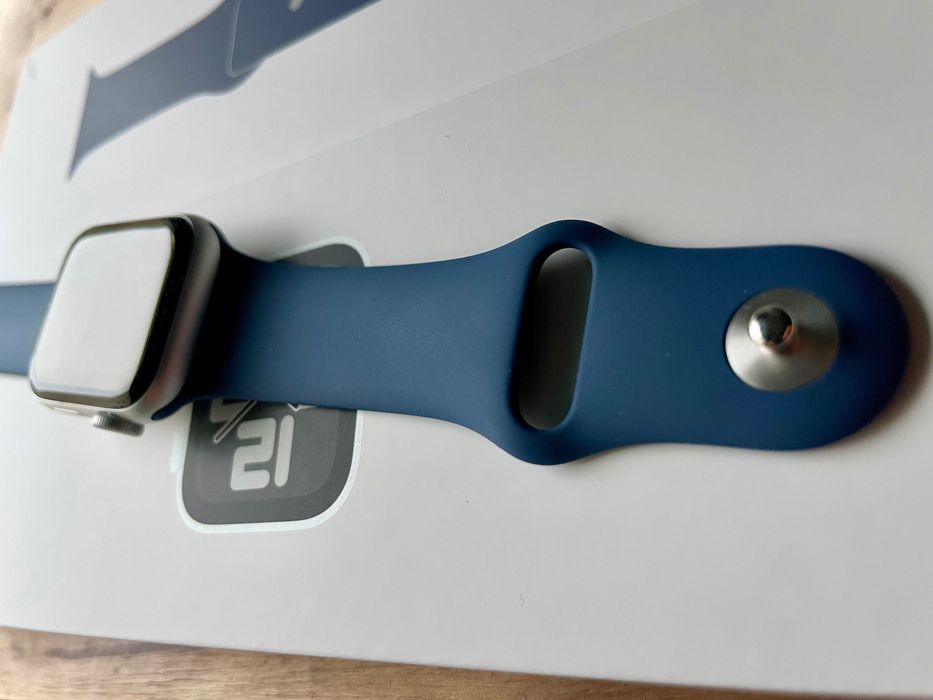 Apple Watch SE 2 40/Silver Aluminum Al Denim Sport Band M/L GPS NOWY