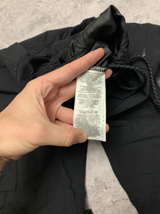Нейлонові штани карго Nike Airmax