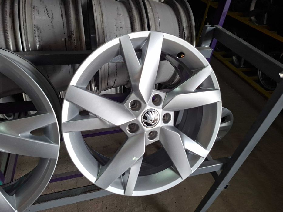 Диски Skoda 5/112 R17 6,5J ET46.