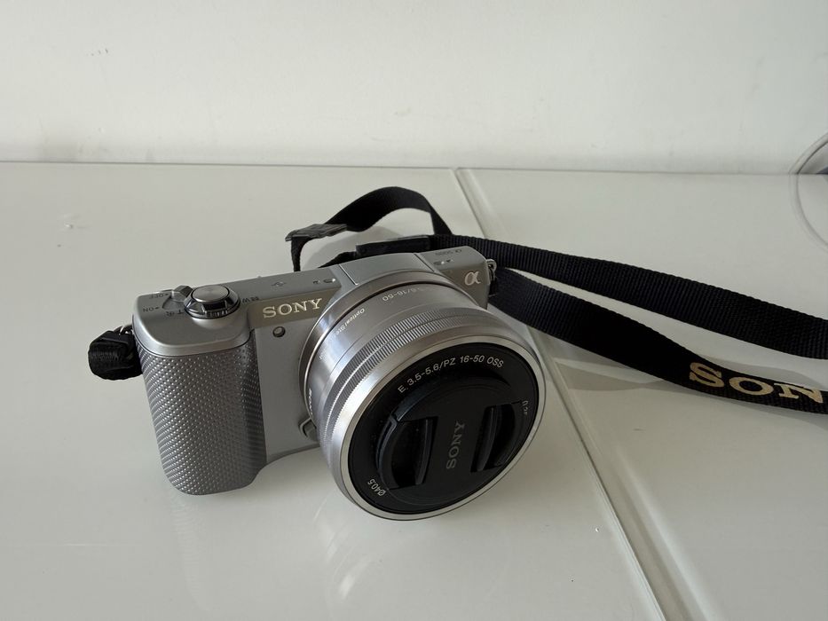 Sony Alpha ILCE-5000