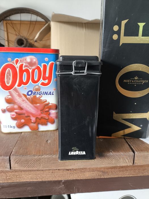 Puszka po kawie Lavazza 1991, kakao Oboy