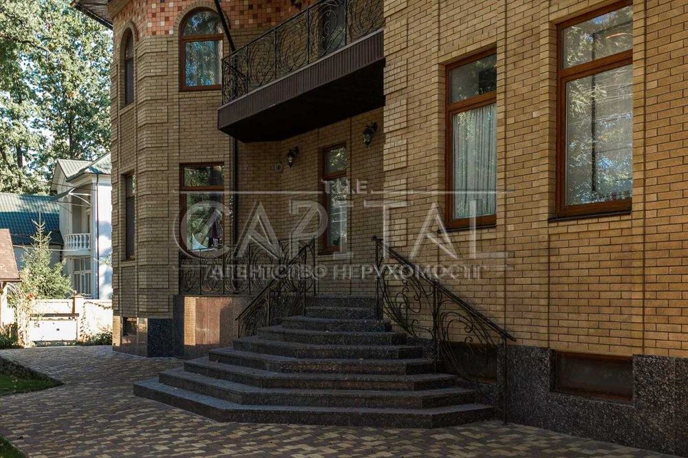 Аренда большого автономного дома в Буче, газ, генератор, теплый басейн