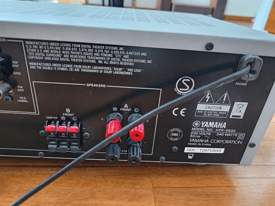 Amplituner Yamaha HTR 5930