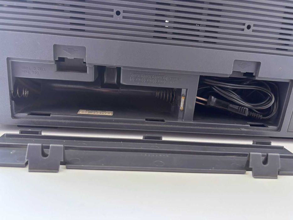 Магнітола SANYO m9830k