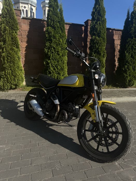 Ducatti scramler 800 2016p