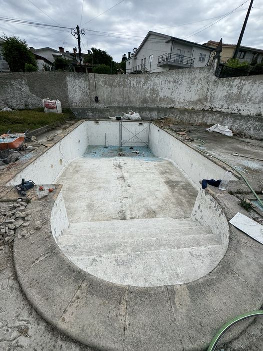 Serviços de trolha  remodelaçoes e construção