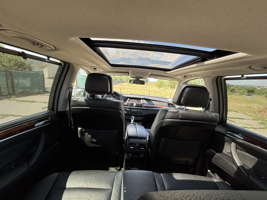 2012 BMW X5 F70