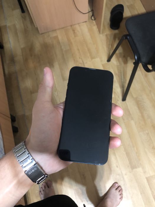 Продам iPhone 13 128gb