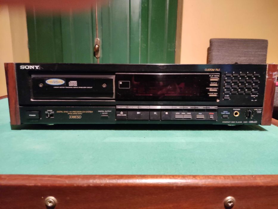 Leitor CD Sony 338ESD