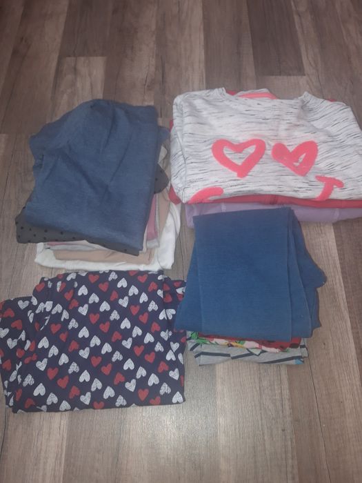 Paka ubrań dla dziewczynki 110-116