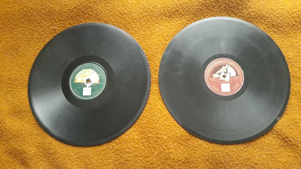 J. Fernandes Fão + G.N.R. de Lisboa - Monarch Record Gramophone