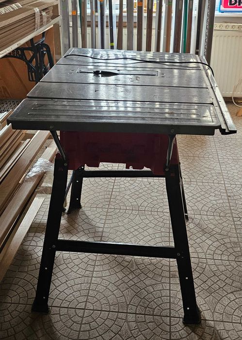 Piła stołowa/krajzega Hecht 82#54 2000W