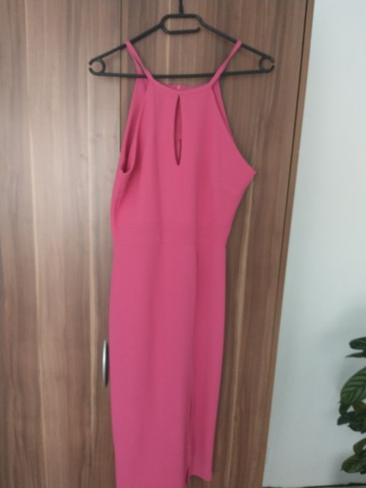 Sukienka róż rozmiar 36