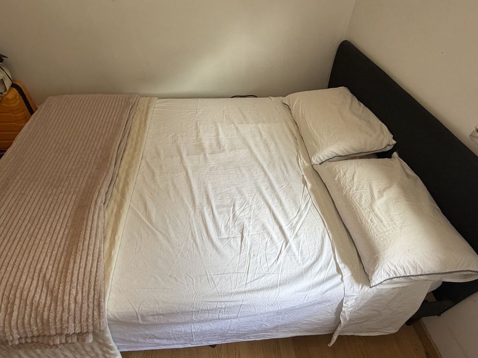 Cama de casal + colchao