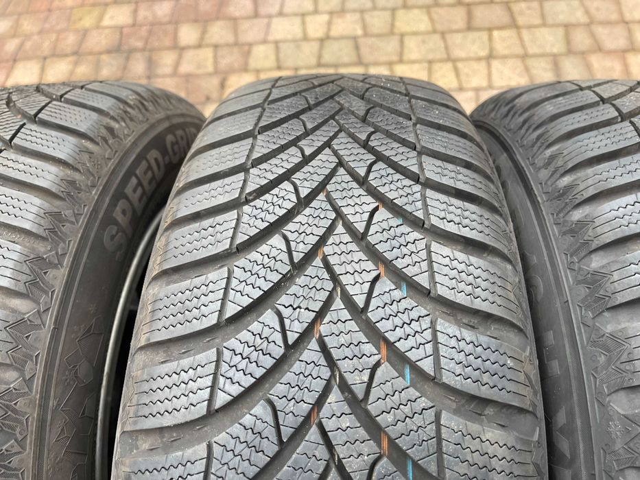 4029. Koła zimowe Passat B8 B9 oryginalne 5x112 ET41 215/60/16 2024r