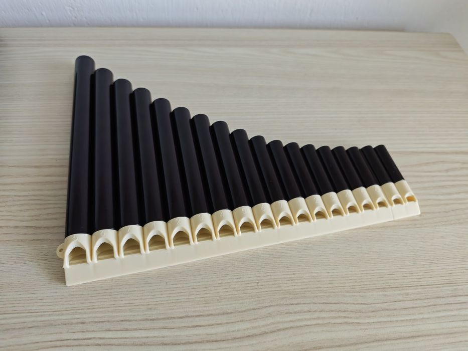 Fletnia Pana instrument dęty 18 rurtonów C-dur + etui pokrowiec