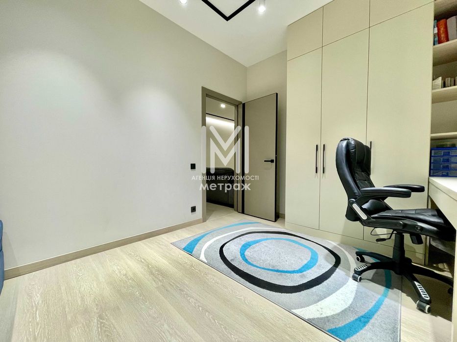 Продам 3к квартиру в ЖК Инфинити Центр Сад Шевченко Каскад