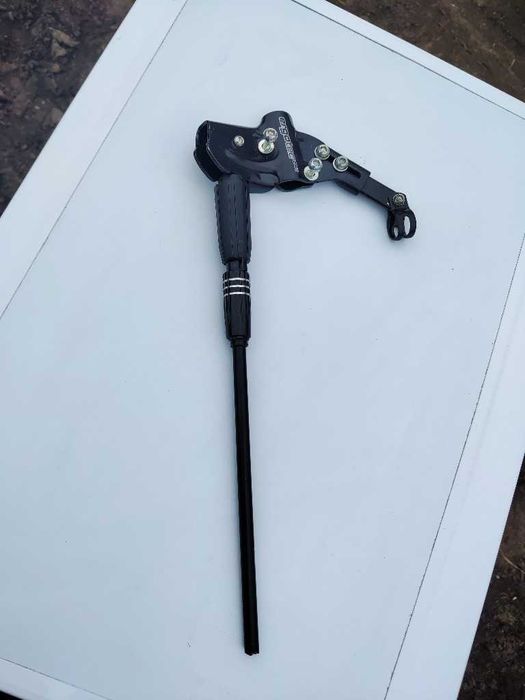 nózka /stopka rowerowa metalowa-regulacja kręcona-działa