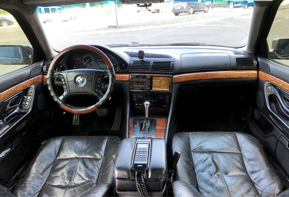 Bmw 740i в хорошем состоянии