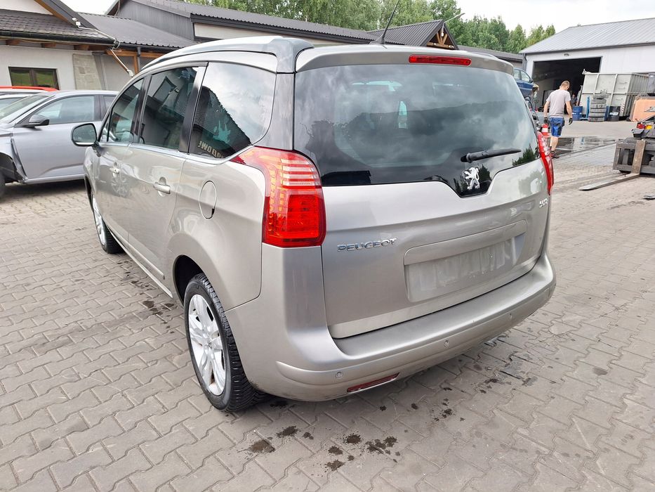 peugeot 5008 i 1 t87 0u 0e 2009-2017 drzwi przód prawe evgc