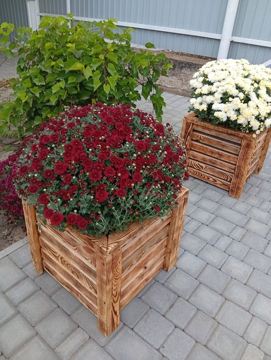 продам деревянный вазон для цветов