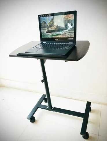 Столик на колесиках для ноутбука