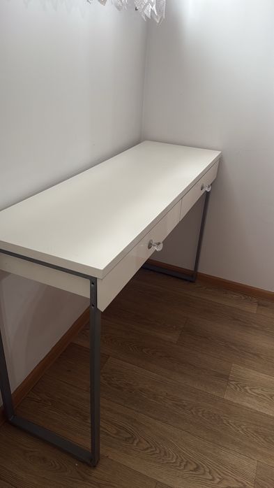 Biała Toaletka jysk