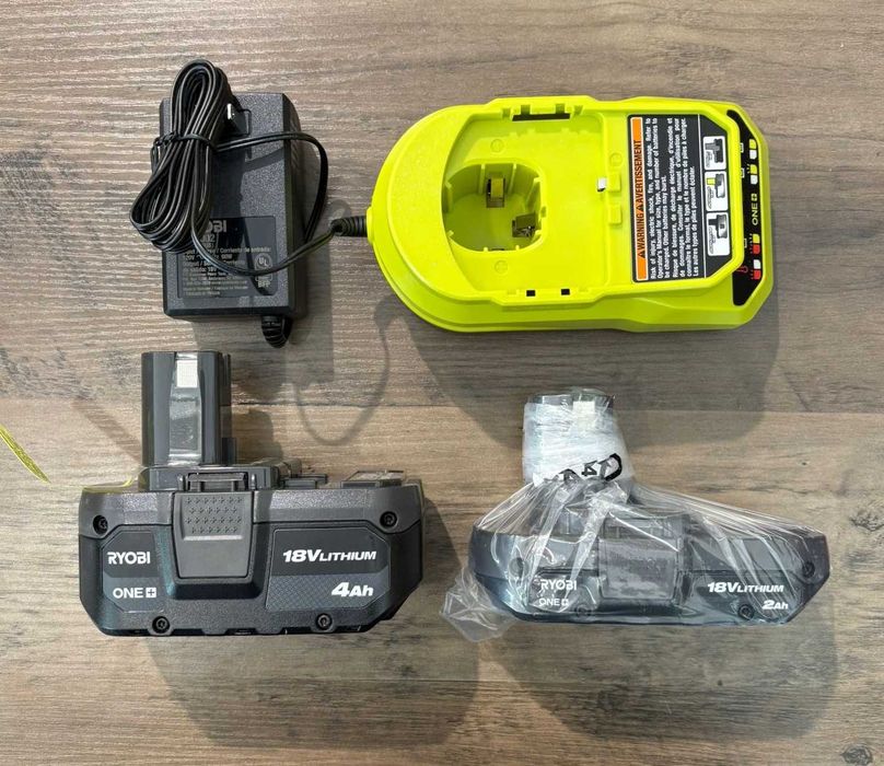Zestaw startowy akumulatorów RYOBI 18V PSK106SB (2Ah+4Ah)