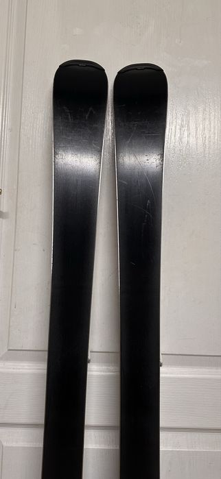 Narty SALOMON QST LUX JR 130 cm wiązania salomon