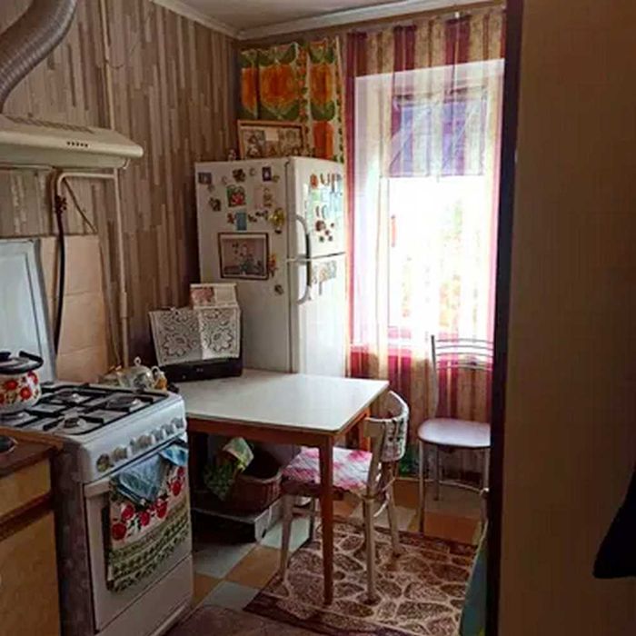 Продам 2к.квартиру на Тополе. БЕЗ КОМИссии
