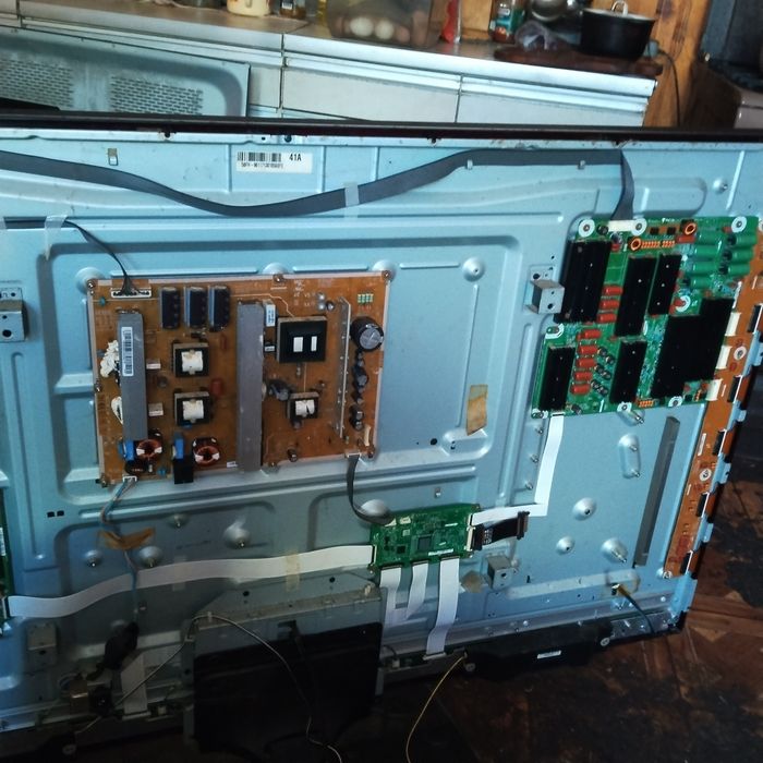 Плазмовий телевізор самсунг ps59d550c1w на запчастини.