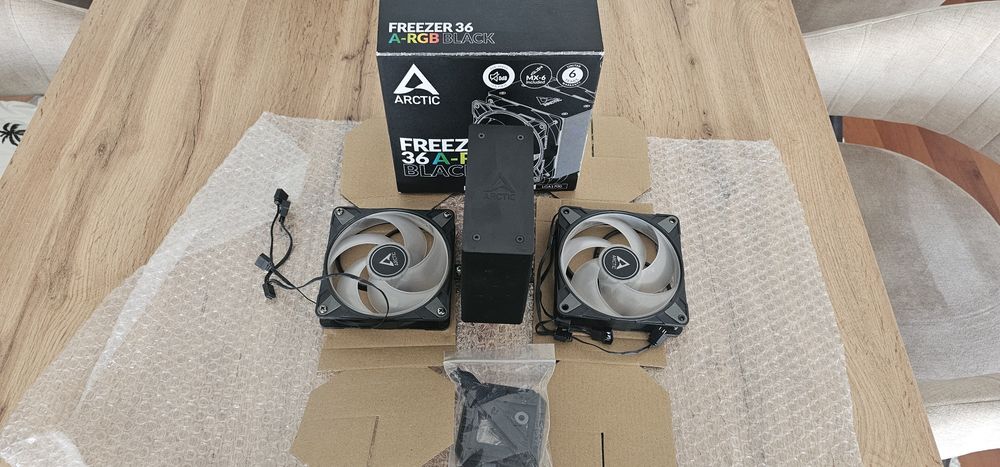 Arctic Freezer 36 A-RGB Black
