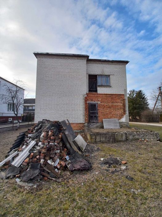 Будинок та земельна ділянка 6,1 сот., м. Кам'янка-Бузька