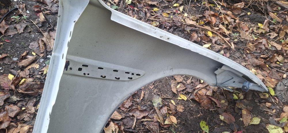 Blotnik lewy przod jaguar xe