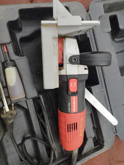 Ламеьний фрезер інтерскол