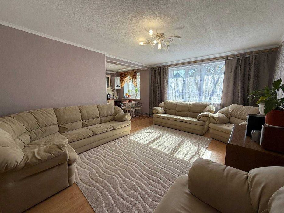 Продаж частини будинку, Гризодубова.