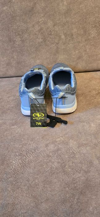 Damskie buty Athletic, 38.