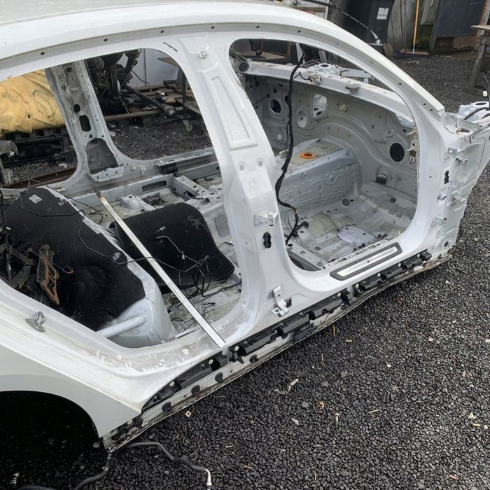 Próg Słupek Prawy Ćwiartka A96 Prawa Karoseria Bmw 4 G26 Lift 23R