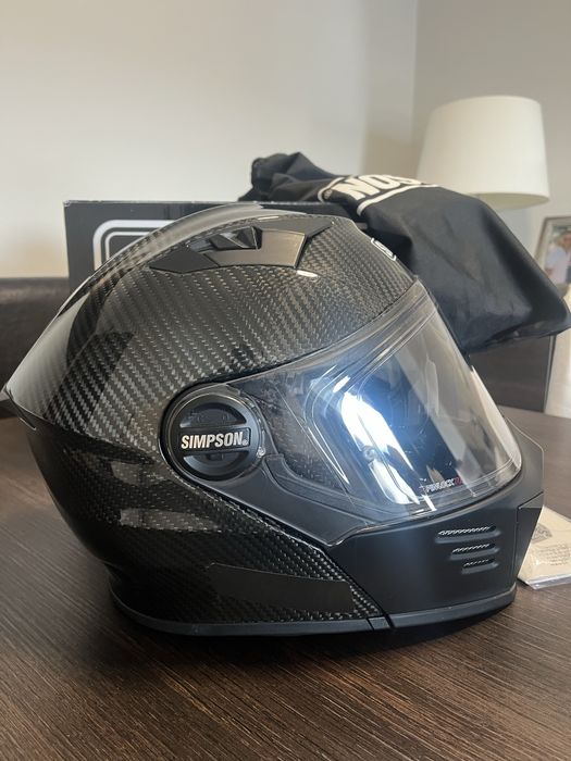 Capacete Simpson Darksome Carbon