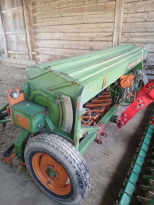 Siewnik Amazone D8 30 super