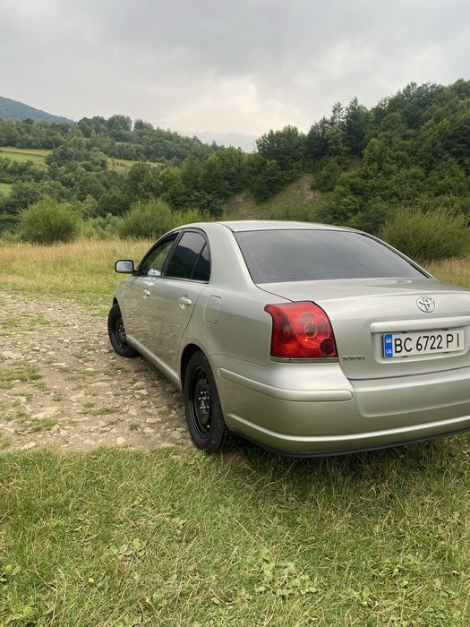 Тойота Авенсіс т25